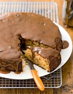 Banana cake with caramel sauce