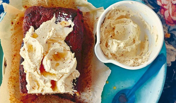 Banana cake with peanut butter frosting