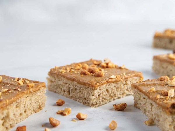 Banana cake with peanut butter icing