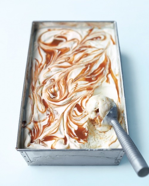 Banana-caramel ice cream