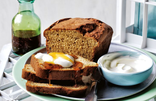 Banana, cardamom and yoghurt loaf