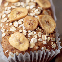 Banana, chocolate and oatmeal tea bread