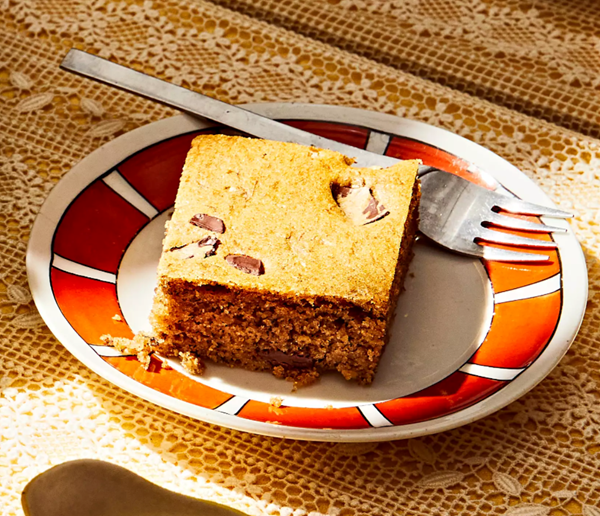 Banana chocolate chip snack cake