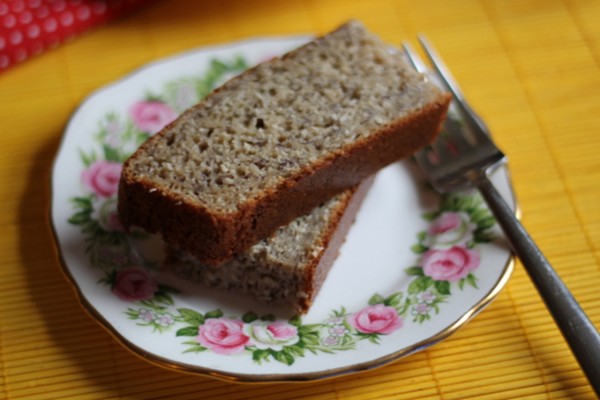 Banana, coconut & lime bread