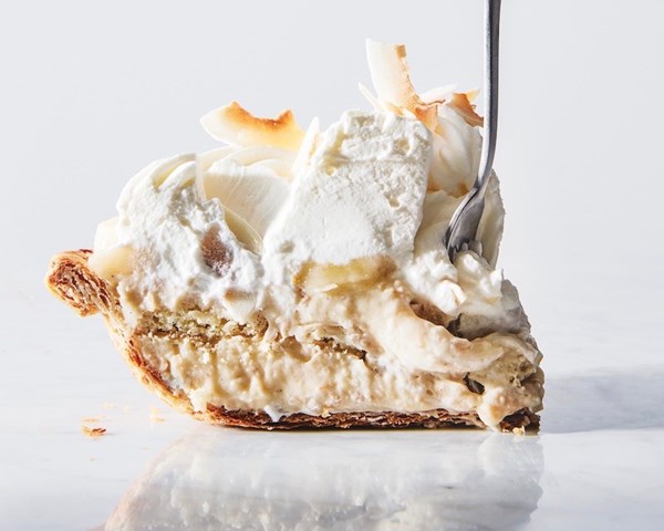 Banana coconut cream pie