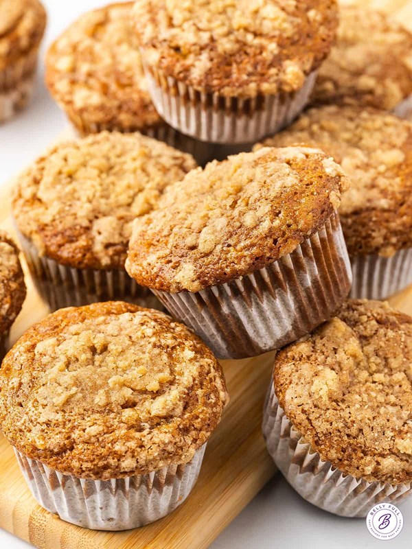 Banana crumb muffins