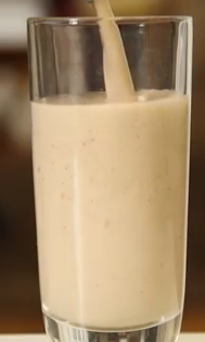 Banana date smoothie 