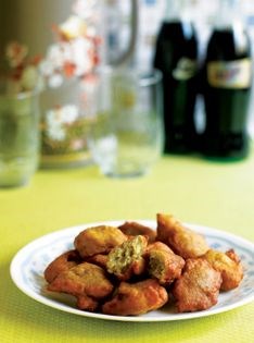 Banana fritters (Goreng klodok)