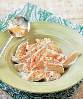 Banana in spiced yogurt dressing