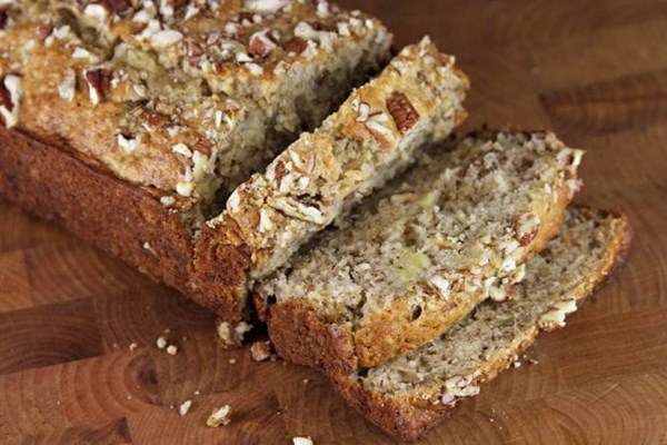 Banana nut bread