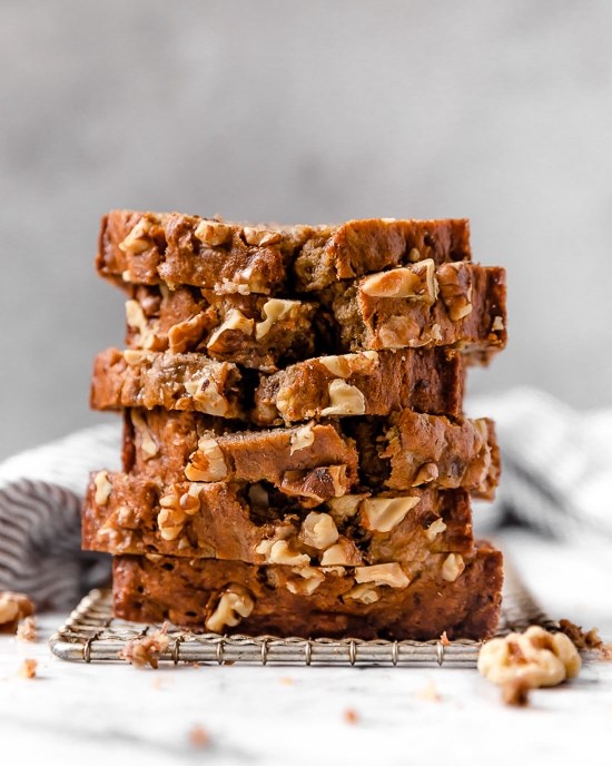 Banana nut bread