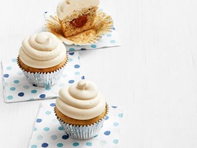 Banana-Nutella cupcakes with peanut butter frosting