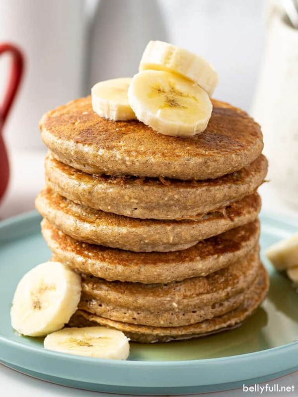 Banana oatmeal pancakes