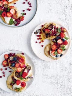 Banana pancakes with home-made nut-ella
