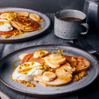 Banana pancakes with passion fruit cream
