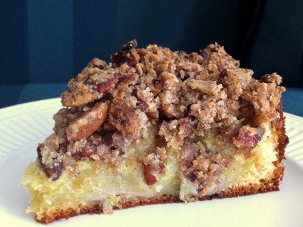 Banana pecan coffee cake