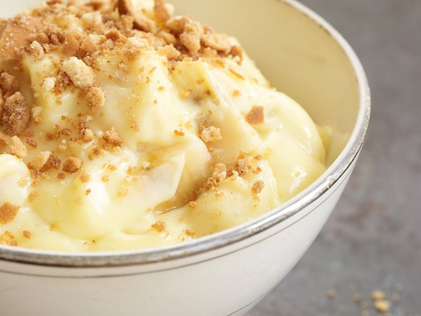 Banana pudding with vanilla wafer crumble [David Guas]