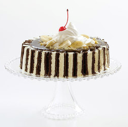 Banana split cake