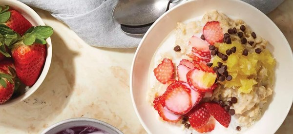 Banana split oatmeal bowls