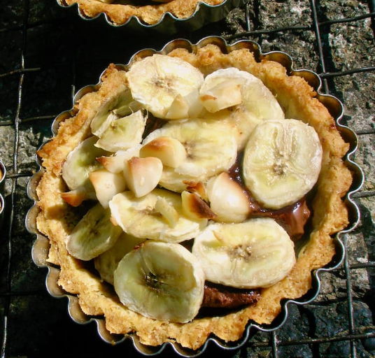 Banana tartlets with Nutella