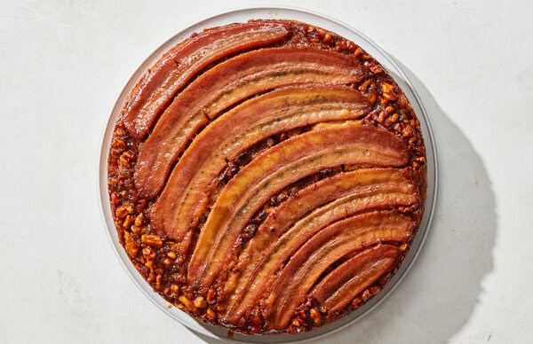 Banana upside-down cake 
