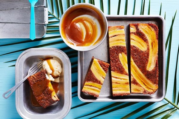Banana upside down cake with Bundy rum sauce