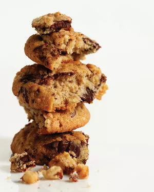 Banana-walnut chocolate-chunk cookies