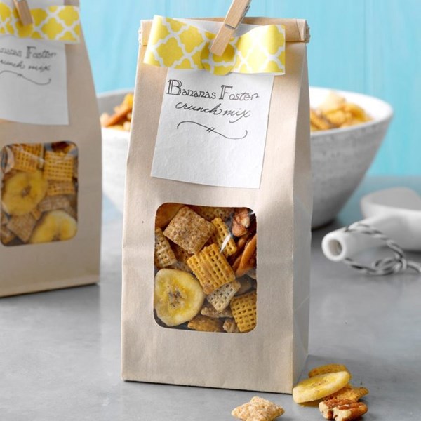 Bananas Foster crunch mix