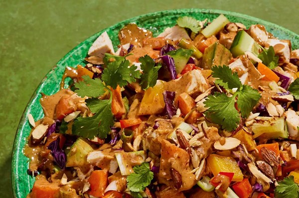 Bang bang chicken salad