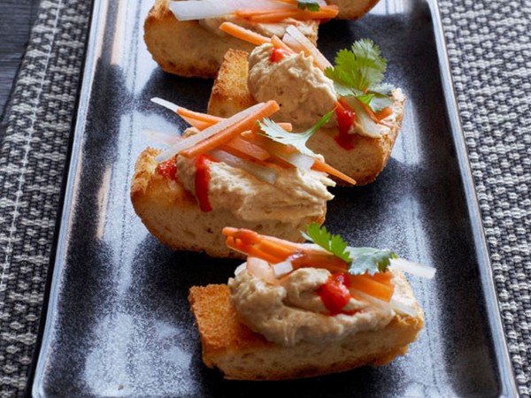 Banh mi bites