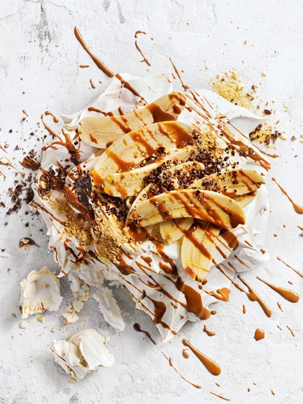 Banoffee Pavlova