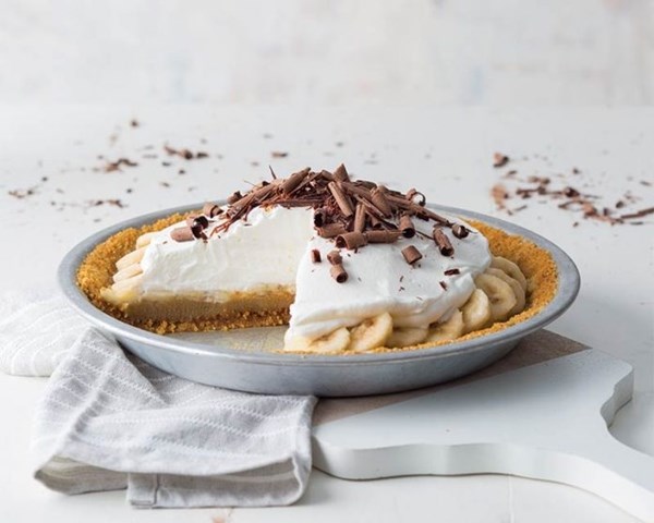 Banoffee pie [brown sugar filling, whipped cream]