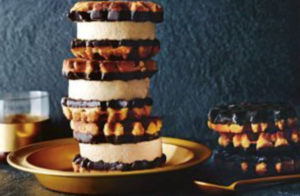 Banoffle (Cookie dough waffle sandwiches with banoffee cheesecake)