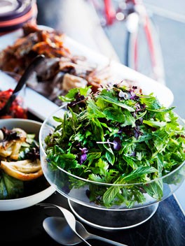 Bar H: Chrysanthemum and cress salad
