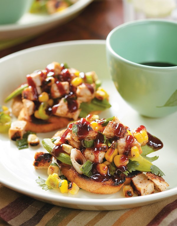 Barbecue chicken bruschetta