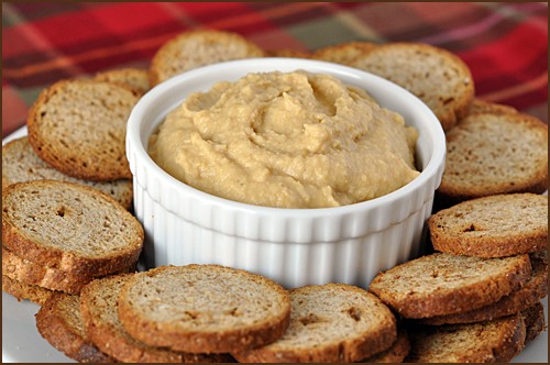Barbecue hummus