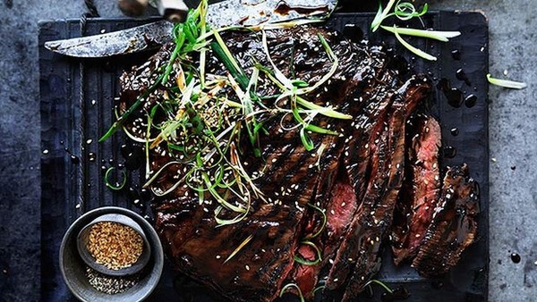 Barbecue skirt steak with hoisin and chilli