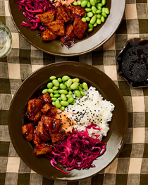 Barbecue tempeh rice bowl with lime and sriracha