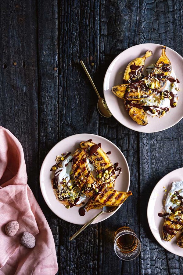 Barbecued bananas with chocolate sauce & coconut yoghurt