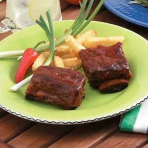 Barbecued beef short ribs 