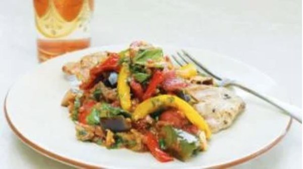 Barbecued chicken thighs with ratatuja