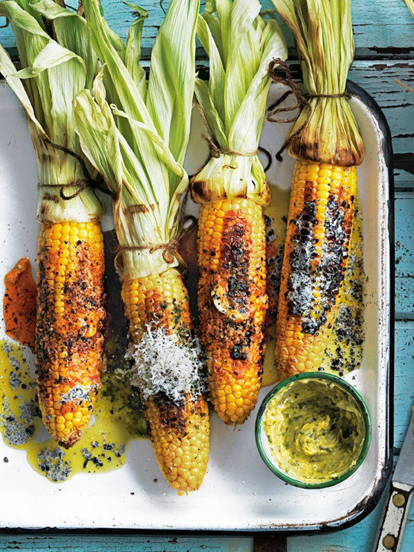 Barbecued corn with a trio of butters