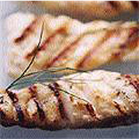 Barbecued fish with peaches 
