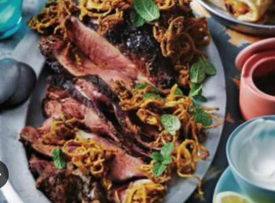 Barbecued lamb with onion bhaji crisps