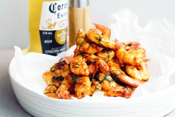 Barbecued piri piri prawns