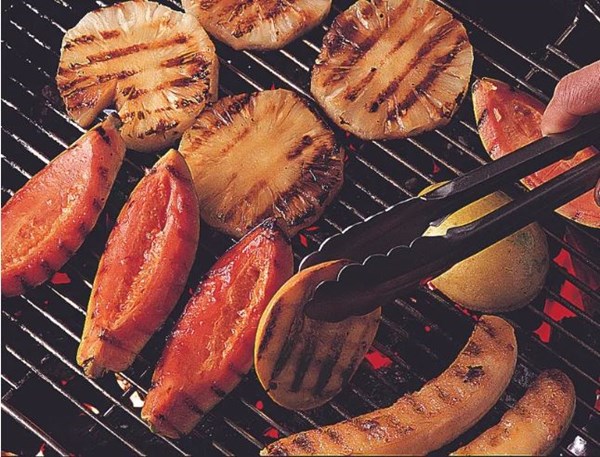 Barbecuing fruit