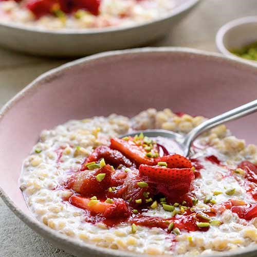 Barley porridge with rhubarb compote
