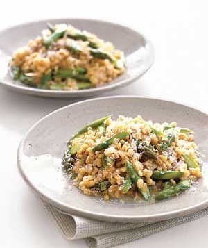 Barley risotto with asparagus and Parmesan