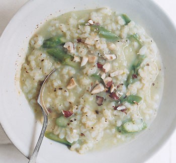 Barley risotto with asparagus and hazelnuts