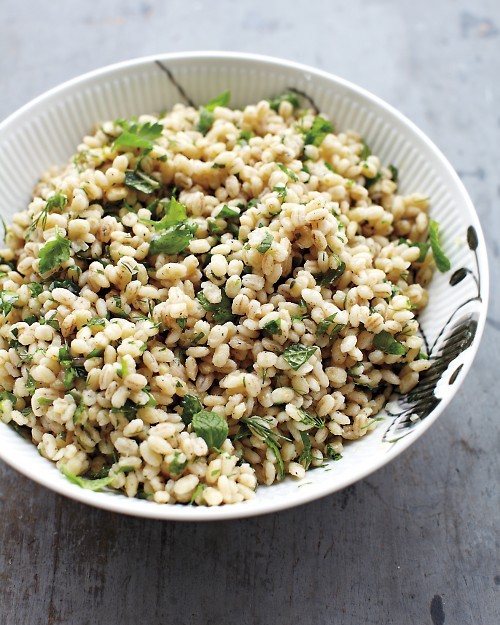 Barley salad with herbs